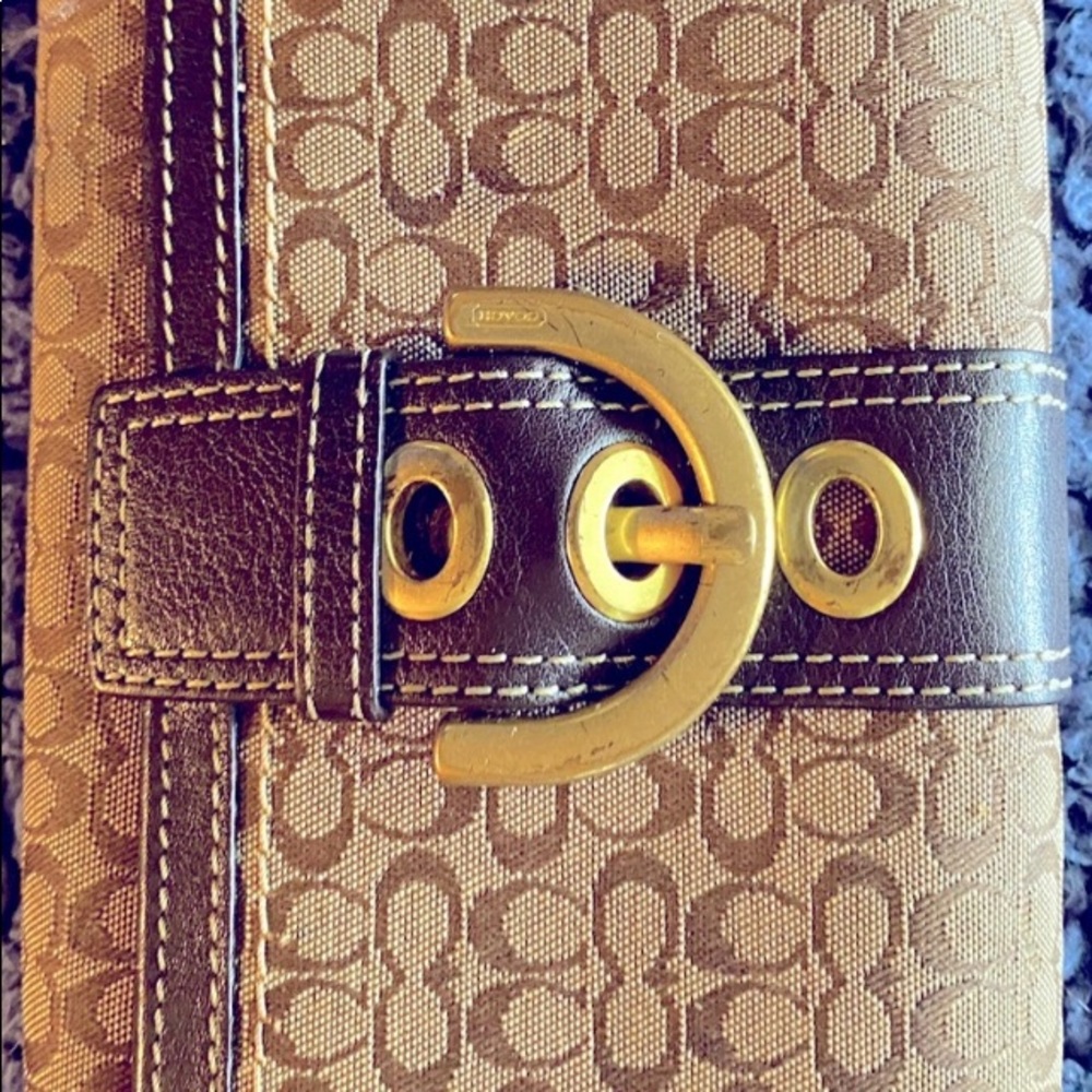 Coach wallet